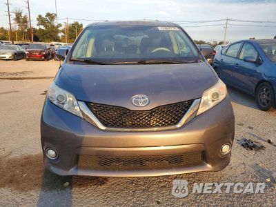 Piąte zdjęcie samochodu w środku: 2011 TOYOTA SIENNA SPORT VIN:5TDXK3DC0BS117012 - miniatura