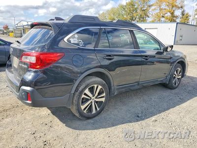 Trzecie zdjęcie samochodu z tyłu: 2018 SUBARU OUTBACK 2.5I LIMITED VIN:4S4BSANC3J3396657 - miniatura