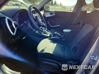 Zdjęcie 7 z 12 samochodu: 2020 KIA SOUL LX VIN:KNDJ23AU2L7083847 - miniatura