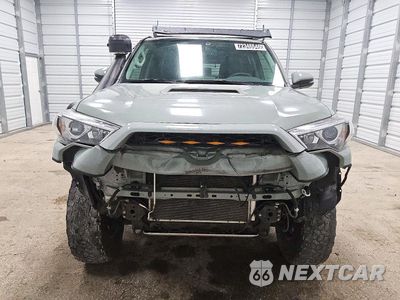 Piąte zdjęcie samochodu w środku: 2022 TOYOTA 4RUNNER TRD OFF-ROAD PREMIUM VIN:JTERU5JR9N6067847 - miniatura