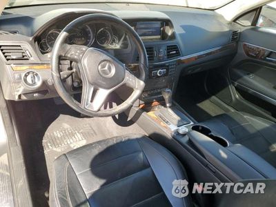 Zdjęcie 8 z 12 samochodu: 2012 MERCEDES-BENZ E 350 VIN:WDDKJ5KBXCF171525 - miniatura