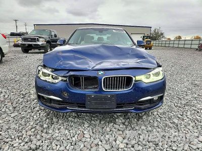 Piąte zdjęcie samochodu w środku: 2018 BMW 330 I VIN:WBA8B9C59JK676636 - miniatura