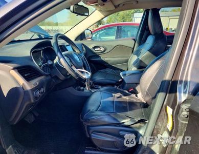Zdjęcie 7 z 12 samochodu: 2014 JEEP CHEROKEE LATITUDE VIN:1C4PJMCS4EW260891 - miniatura