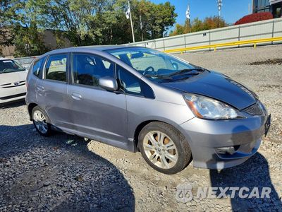 Czwarte zdjęcie samochodu z boku: 2009 HONDA FIT SPORT VIN:JHMGE884X9S029298 - miniatura