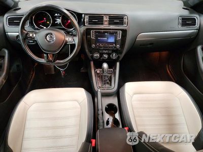 Zdjęcie 8 z 12 samochodu: 2016 VOLKSWAGEN JETTA SPORT VIN:3VWD17AJ4GM401196 - miniatura
