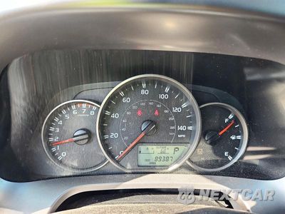 Zdjęcie 9 z 13 samochodu: 2016 TOYOTA RAV4 LE VIN:JTMBFREV8GD184073 - miniatura