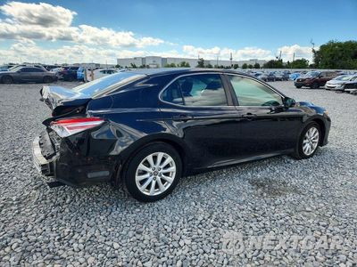 Trzecie zdjęcie samochodu z tyłu: 2018 TOYOTA CAMRY LE VIN:4T1B11HK2JU023657 - miniatura