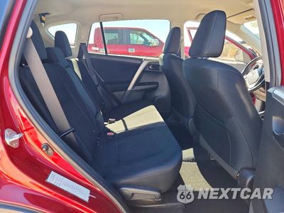 Zdjęcie 11 z 13 samochodu: 2018 TOYOTA RAV4 LE VIN:2T3BFREV1JW766090 - miniatura