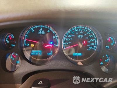 Zdjęcie 9 z 14 samochodu: 2013 CHEVROLET SUBURBAN K1500 LTZ VIN:1GNSKKE76DR294582 - miniatura