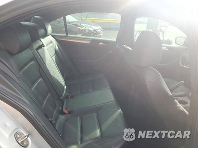Zdjęcie 10 z 12 samochodu: 2015 VOLKSWAGEN JETTA SE VIN:3VWD17AJ2FM289772 - miniatura