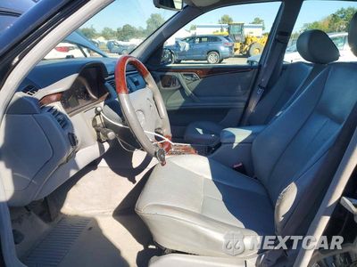 Zdjęcie 7 z 12 samochodu: 2001 MERCEDES-BENZ E 430 VIN:WDBJF83J91X047475 - miniatura