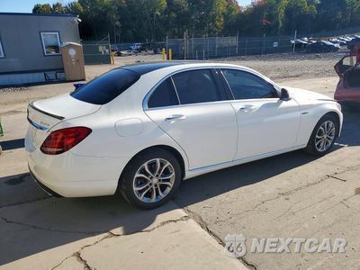 Trzecie zdjęcie samochodu z tyłu: 2015 MERCEDES-BENZ C 300 4MATIC VIN:55SWF4KB1FU010253 - miniatura