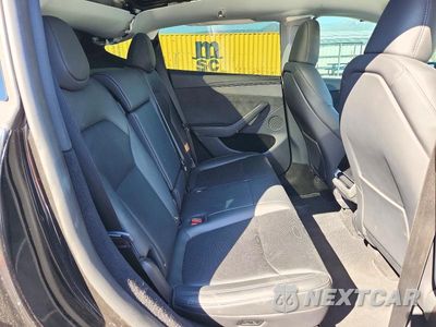 Zdjęcie 10 z 13 samochodu: 2026 TESLA MODEL Y VIN:7SAYGDEE7TF420969 - miniatura