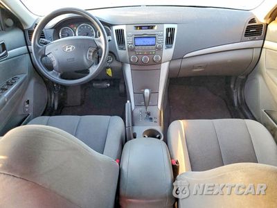 Zdjęcie 8 z 12 samochodu: 2010 HYUNDAI SONATA GLS VIN:5NPET4AC1AH607462 - miniatura