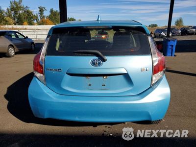 Zdjęcie 6 z 12 samochodu: 2015 TOYOTA PRIUS C TWO VIN:JTDKDTB39F1110327 - miniatura