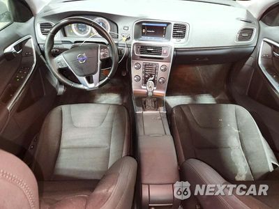 Zdjęcie 8 z 12 samochodu: 2013 VOLVO S60 T5 VIN:YV1612FS4D2179837 - miniatura