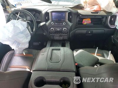 Zdjęcie 8 z 14 samochodu: 2020 GMC SIERRA K2500 AT4 VIN:1GT49PEY7LF119664 - miniatura