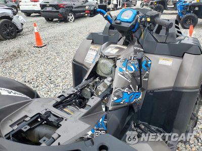 Piąte zdjęcie samochodu w środku: 2017 POLARIS SPORTSMAN XP 1000 HIGH LIFTER EDITION VIN:4XASXM951HA631685 - miniatura