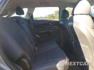 Zdjęcie 11 z 13 samochodu: 2018 KIA SORENTO LX VIN:5XYPG4A39JG371910 - miniatura