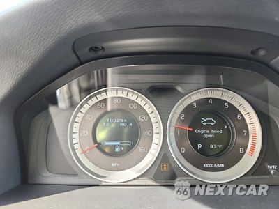 Zdjęcie 9 z 12 samochodu: 2013 VOLVO S60 T5 VIN:YV1612FH9D2179935 - miniatura