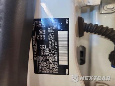Zdjęcie 14 z 14 samochodu: 2012 VOLVO XC60 3.2 VIN:YV4952DL8C2305793 - miniatura