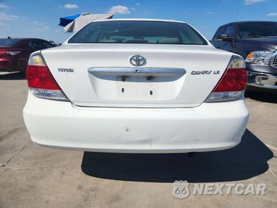 Zdjęcie 6 z 12 samochodu: 2005 TOYOTA CAMRY LE VIN:4T1BE32K75U404371 - miniatura