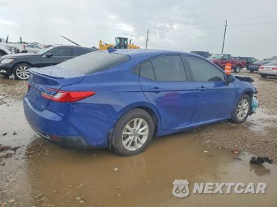 Trzecie zdjęcie samochodu z tyłu: 2026 TOYOTA CAMRY LE VIN:4T1DAACK2TU222730 - miniatura