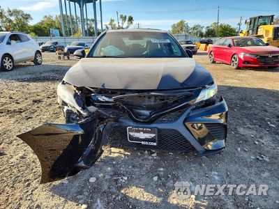 Piąte zdjęcie samochodu w środku: 2020 TOYOTA CAMRY SE VIN:4T1G11AK7LU933498 - miniatura