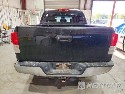 Zdjęcie 6 z 12 samochodu: 2011 TOYOTA TUNDRA CREWMAX SR5 VIN:5TFDY5F15BX169612 - miniatura