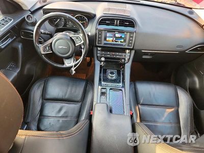 Zdjęcie 8 z 13 samochodu: 2018 JAGUAR F-PACE PRESTIGE VIN:SADCK2FXXJA235528 - miniatura