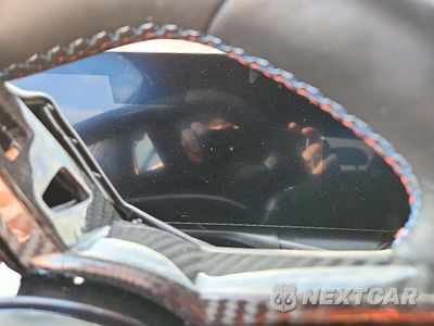 Zdjęcie 9 z 12 samochodu: 2025 BMW M3 VIN:WBS13HJ00SFU73818 - miniatura