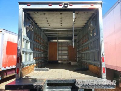 Zdjęcie 10 z 13 samochodu: 2018 HINO 195 BOX TRUCK VIN:JHHSDM2H1JK006335 - miniatura