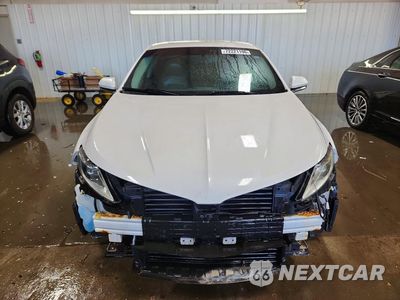 Piąte zdjęcie samochodu w środku: 2014 LINCOLN MKZ VIN:3LN6L2GK3ER825943 - miniatura