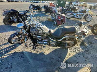 Trzecie zdjęcie samochodu z tyłu: 2008 KAWASAKI VN900 C VIN:JKAVN2C198A020058 - miniatura