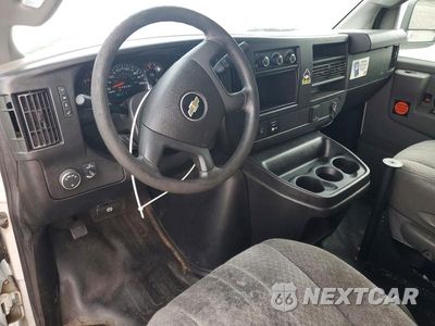 Zdjęcie 8 z 13 samochodu: 2019 CHEVROLET EXPRESS 2500 CARGO DELIVERY VAN VIN:1GCWGAF15K1245885 - miniatura