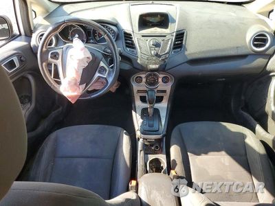 Zdjęcie 8 z 14 samochodu: 2015 FORD FIESTA SE VIN:3FADP4EJ0FM118566 - miniatura