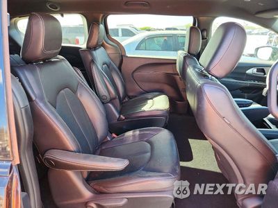 Zdjęcie 11 z 13 samochodu: 2022 CHRYSLER PACIFICA HYBRID TOURING L VIN:2C4RC1L7XNR214231 - miniatura
