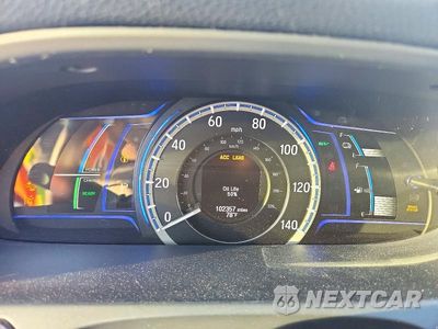 Zdjęcie 9 z 12 samochodu: 2017 HONDA ACCORD TOURING HYBRID VIN:JHMCR6F76HC020109 - miniatura