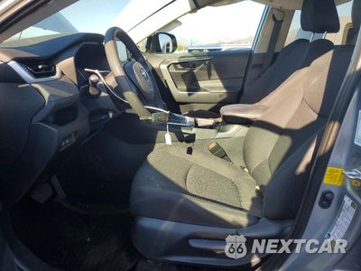 Zdjęcie 7 z 13 samochodu: 2019 TOYOTA RAV4 LE VIN:2T3K1RFV0KC014574 - miniatura