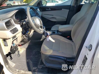 Zdjęcie 7 z 13 samochodu: 2016 KIA SORENTO LX V6 VIN:5XYPGDA50GG179382 - miniatura