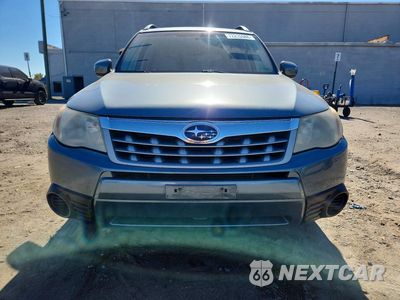 Piąte zdjęcie samochodu w środku: 2011 SUBARU FORESTER 2.5X PREMIUM VIN:JF2SHADC6BH766249 - miniatura