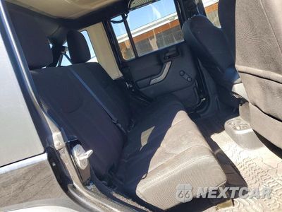 Zdjęcie 11 z 13 samochodu: 2015 JEEP WRANGLER UNLIMITED SPORT VIN:1C4BJWDG2FL721959 - miniatura