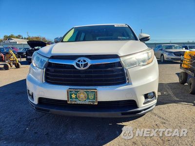 Piąte zdjęcie samochodu w środku: 2015 TOYOTA HIGHLANDER LE PLUS VIN:5TDZKRFH6FS070837 - miniatura