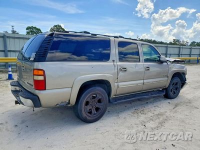 Trzecie zdjęcie samochodu z tyłu: 2001 CHEVROLET SUBURBAN C1500 VIN:3GNEC16T61G124069 - miniatura