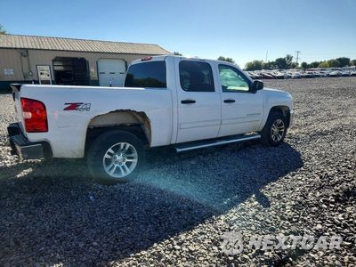 Trzecie zdjęcie samochodu z tyłu: 2013 CHEVROLET SILVERADO K1500 LT VIN:3GCPKSE76DG334058 - miniatura