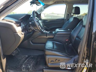 Zdjęcie 7 z 13 samochodu: 2018 CHEVROLET SUBURBAN K1500 LT VIN:1GNSKHKC5JR118297 - miniatura