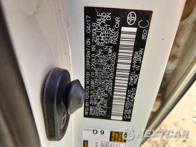 Zdjęcie 12 z 12 samochodu: 2017 TOYOTA PRIUS TWO ECO VIN:JTDKARFU0H3042036 - miniatura