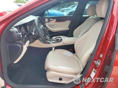 Zdjęcie 7 z 12 samochodu: 2019 MERCEDES-BENZ E 300 VIN:WDDZF4JB4KA508908 - miniatura