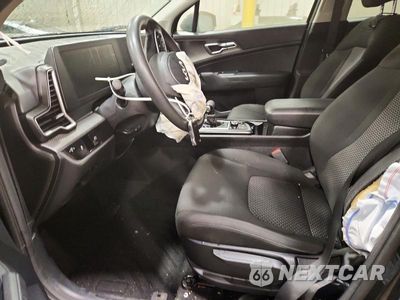 Zdjęcie 7 z 12 samochodu: 2023 KIA SPORTAGE LX VIN:KNDPUCAF8P7105846 - miniatura