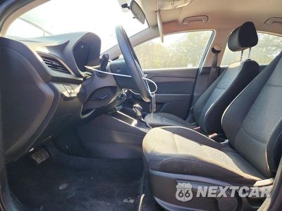 Zdjęcie 7 z 12 samochodu: 2019 HYUNDAI ACCENT SE VIN:3KPC24A32KE083514 - miniatura